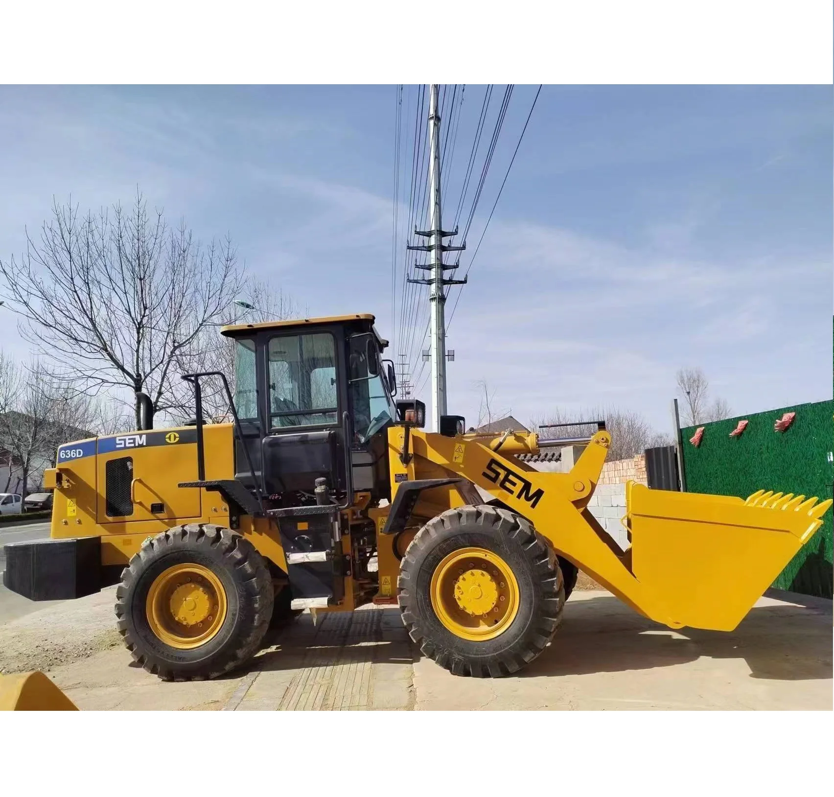 Compact Loader 3ton Wheel Loader SEM636D for Sale in Kenya