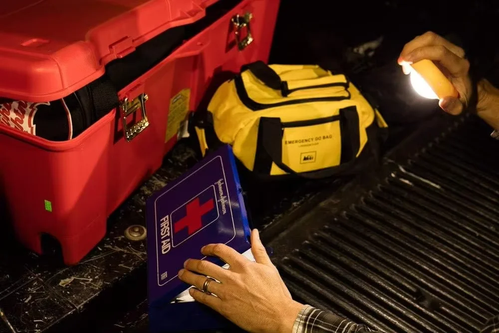 product 50 lumen portable solar lamp camping lamp reading lamp built in solar charger panel camping emergency solar led lamp-4