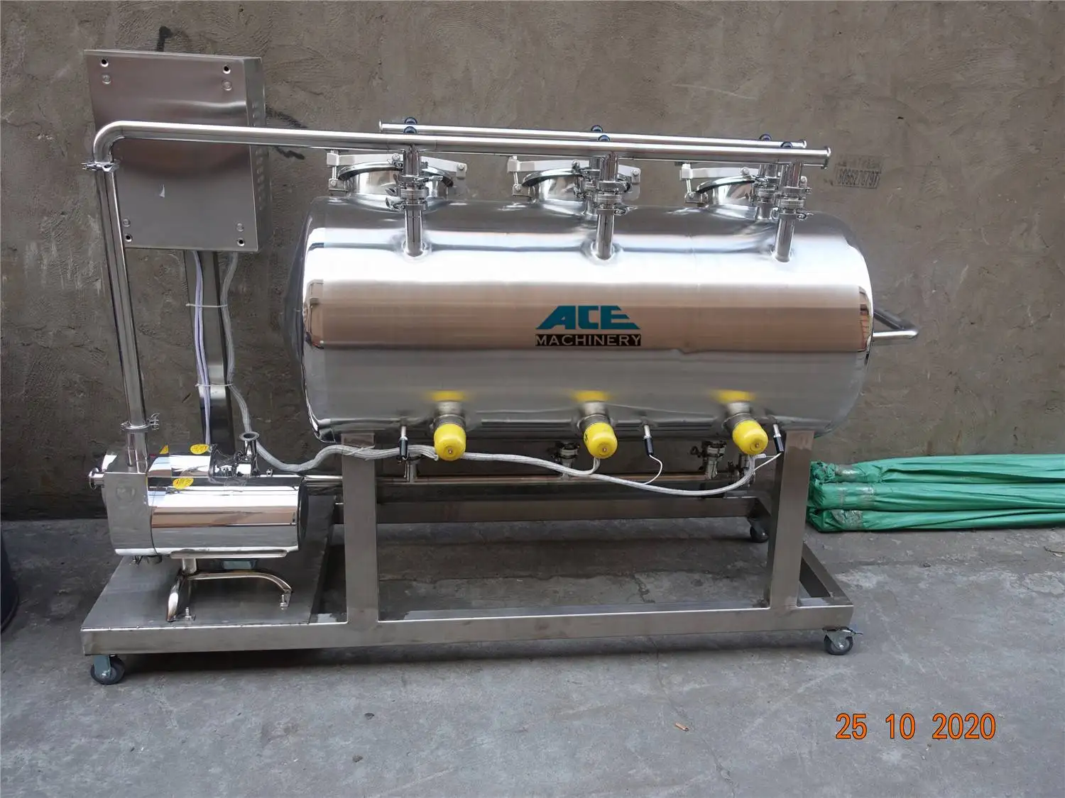 Factory Price Stainless Steel Equipment 500L Beer Brewhouse For Small Brewery