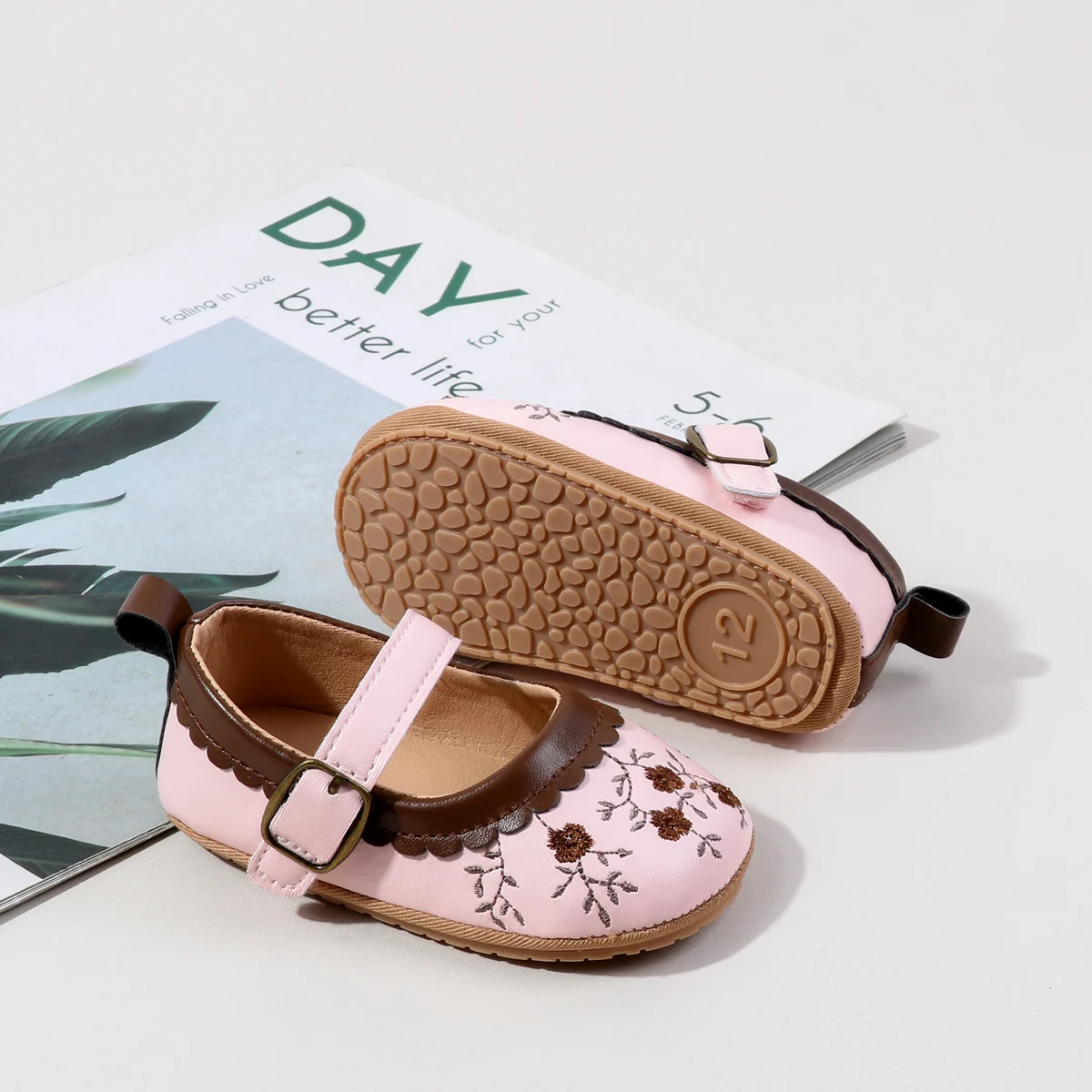 Unique Flower Embroidery Design PU Material Toddler Baby Shoes for Girls factory