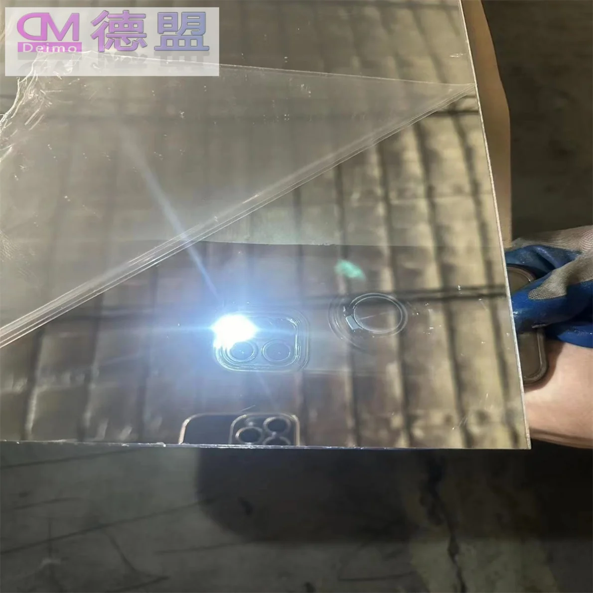 2mm Acrylic Imaging Is clear and Transparent to Light  Transparent Mirror  Plastic Mirror Sheet  Two Way Mirror Acrylic