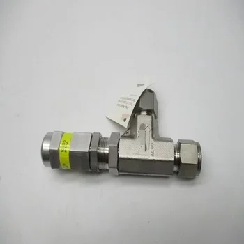 SS-RL4S8 New Original Ready Warehouse Industrial Automation PLC Programming Controller