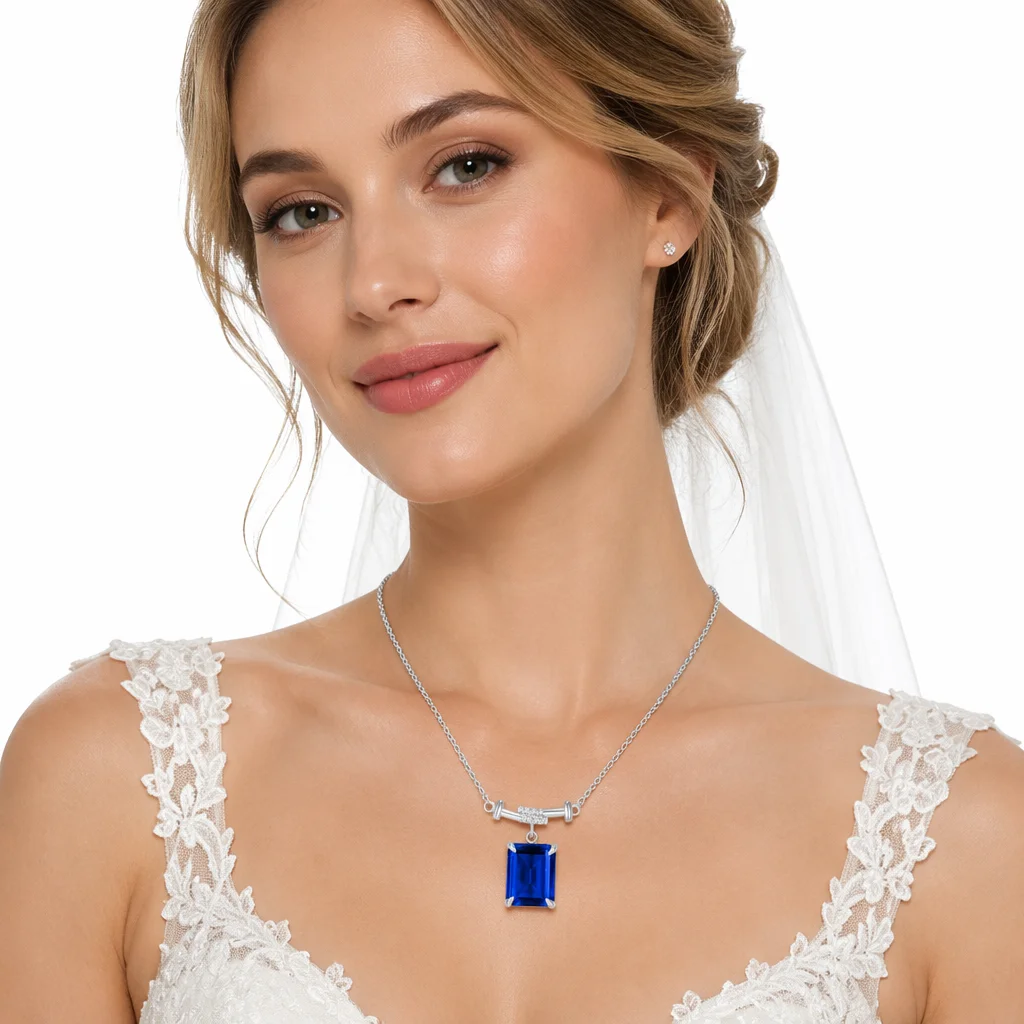 High Quality Trendy Laboratory Emerald Pendant Necklace 925 Sterling Silver Platinum Plated Ladies Engagement Party Mother's Day