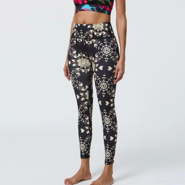 KZ1397 custom yoga pants.jpg