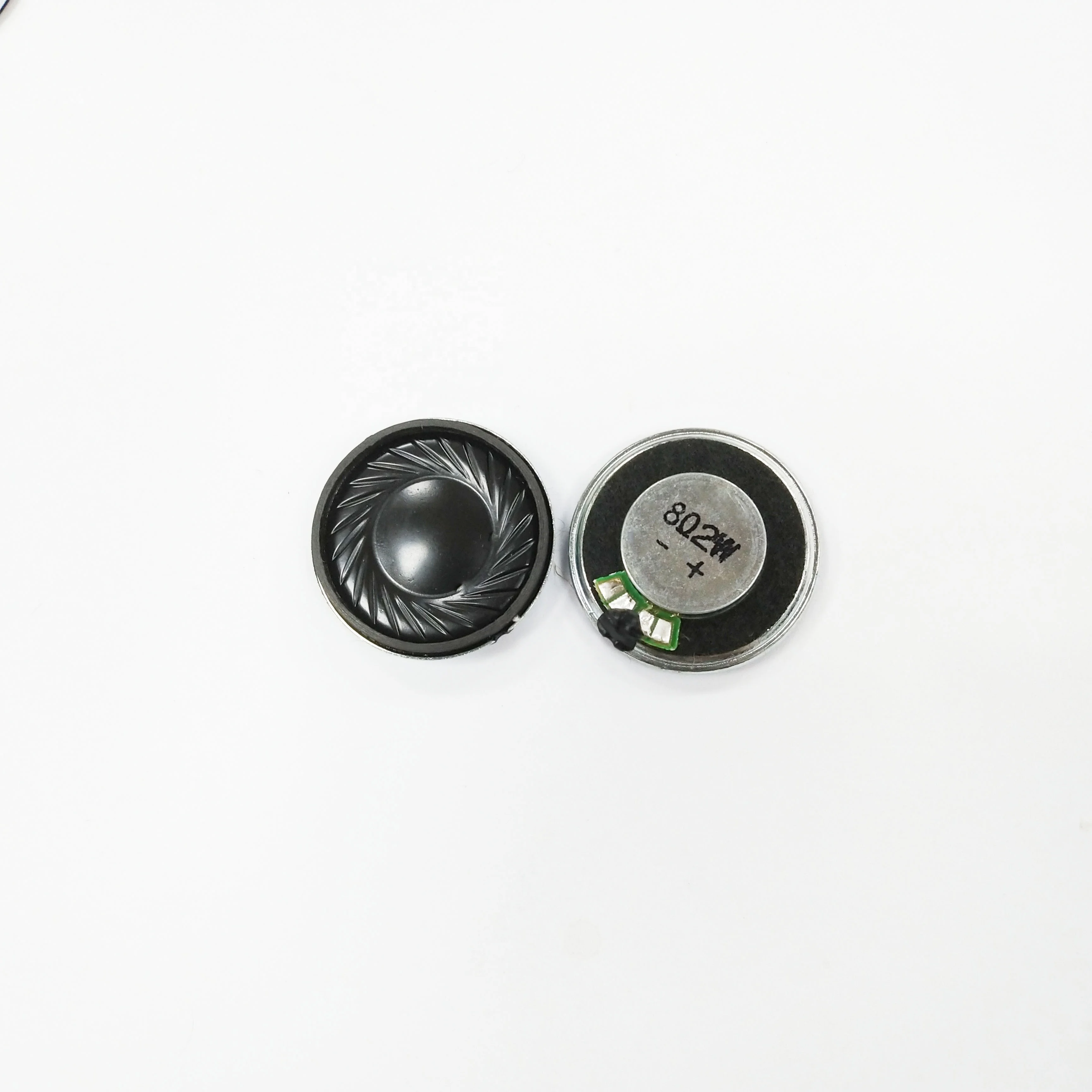 IHC 28mm Round Speaker 8 Ohms With Baffle & Wires HO Scale #02005