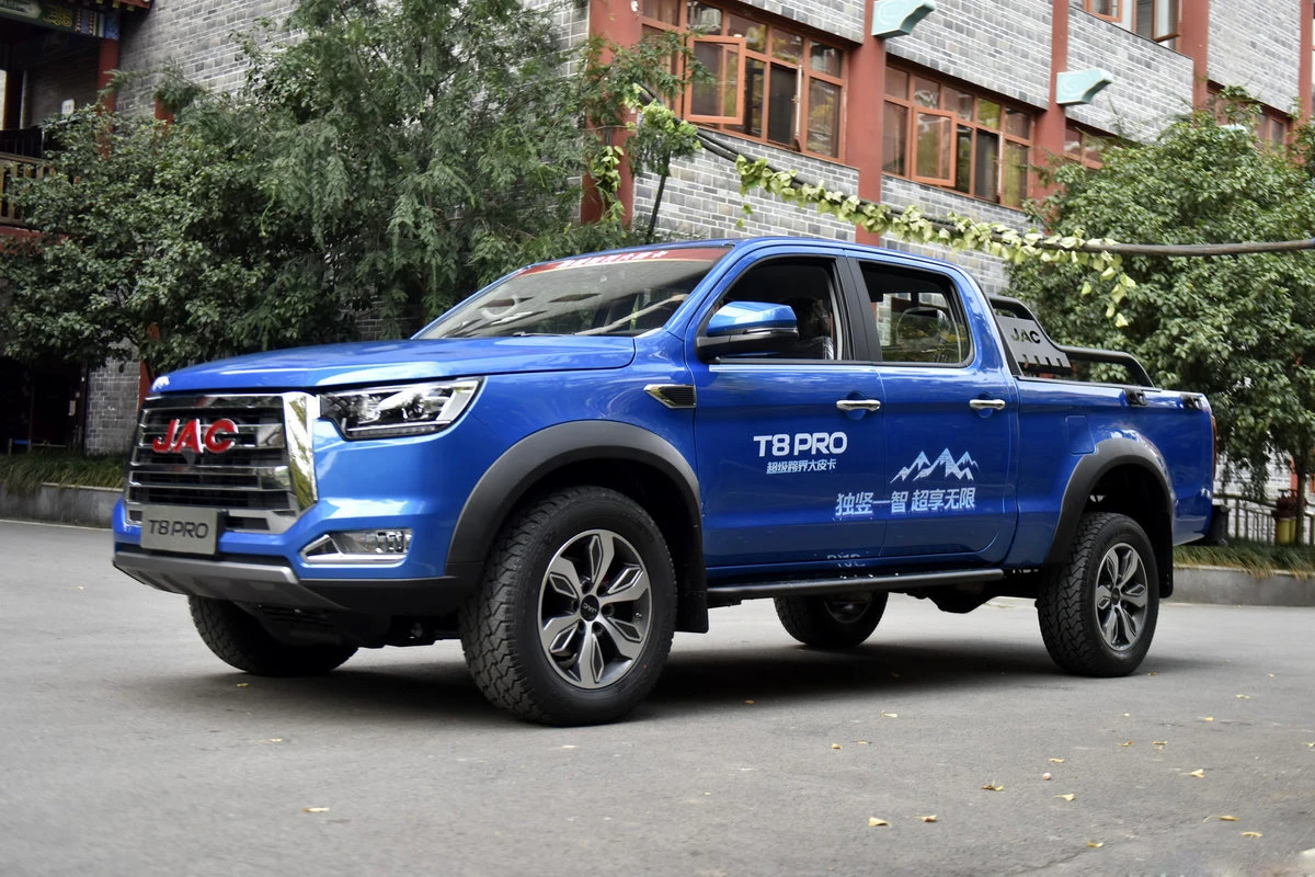 China Jac T8 Left 2.0t Hand Diesel Truck 4x4 With Double Cabin Pickup