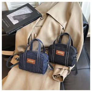 2026 Vintage  Shoulder Bag Distressed Euro-style Handbag Summer Crossbody Purse with Hong Kong Street Fashion