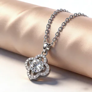 Factory Direct 925 Sterling Silver High Quality Jewelry Luxury Moissanite Diamond Necklace Pendant Bridal Wedding Women Gifts