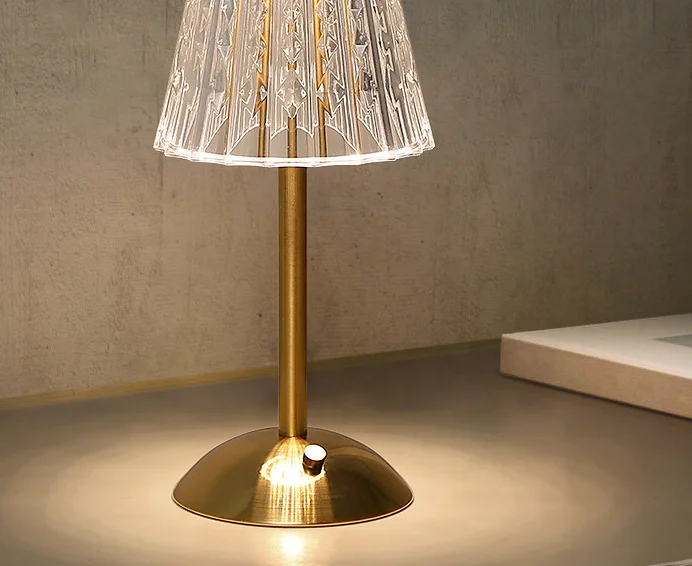 European New Style Cordless Touch Switch Rechargeable Table Lamp for Home