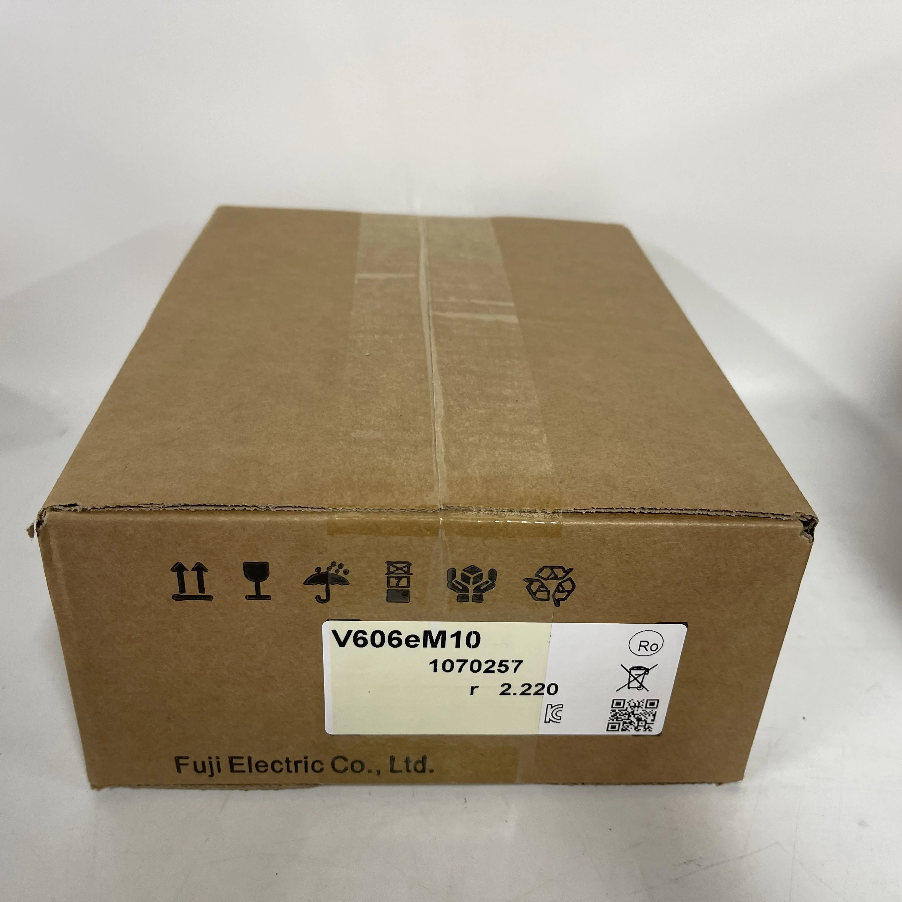 Fuji Electric HMI Human-Machine Interface V606eM10