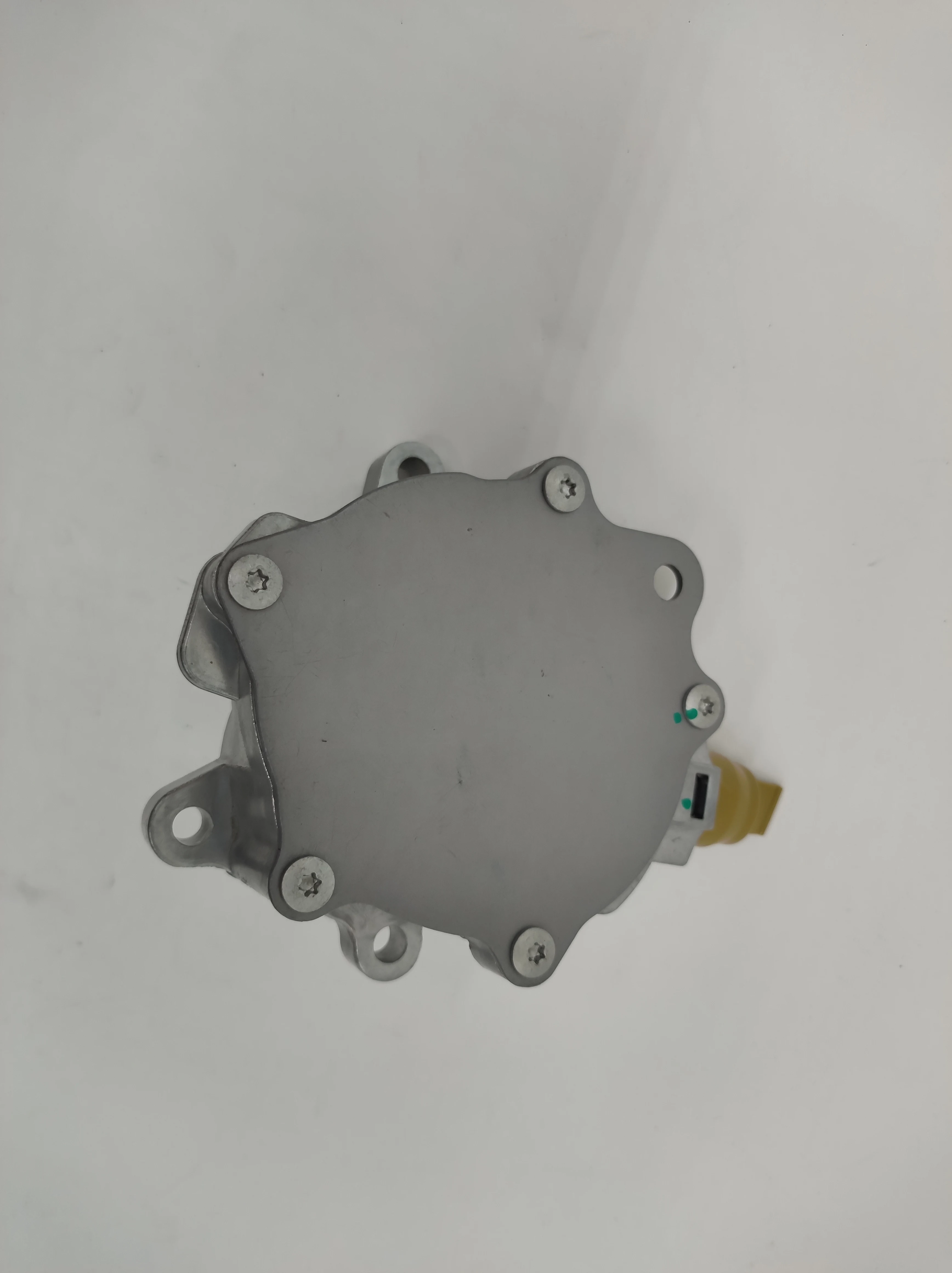 2.0L PETROL BRAKE VACUUM PUMP for LAND ROVER FREELANDER 2
