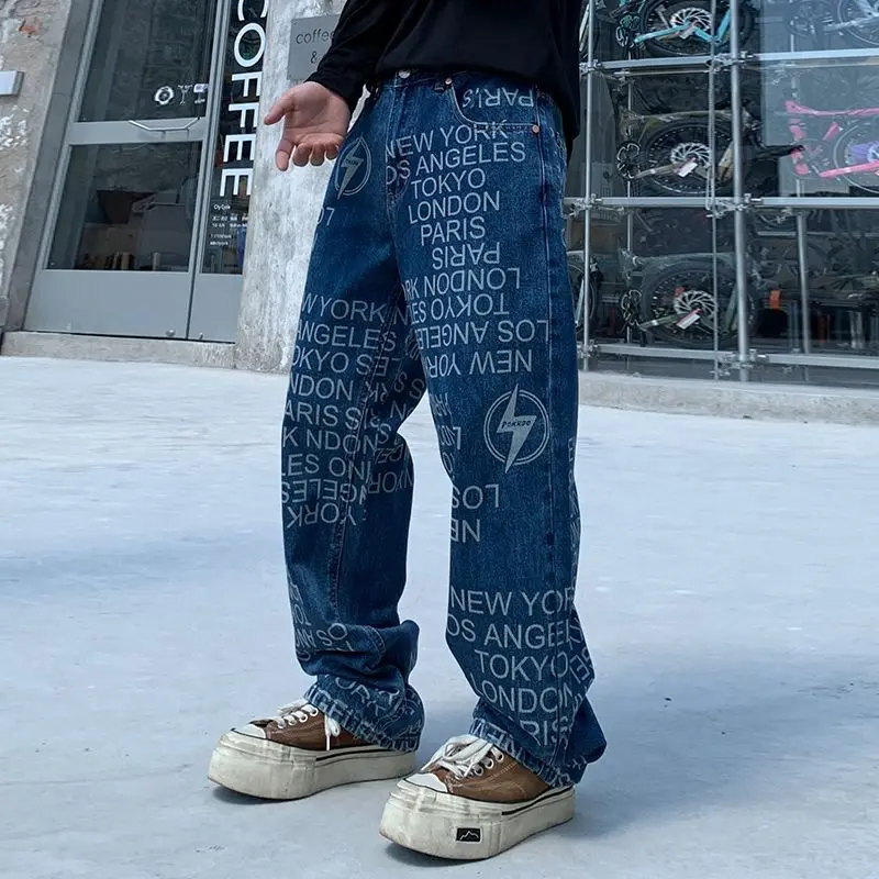 Street Style New Yorker Jeans Men A Guest Is Seen On The Street