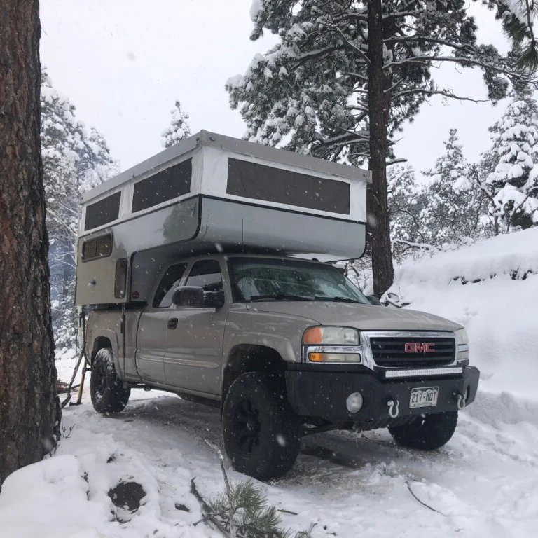 Expedition Lightweight Fiberglass Popup Truck Camper