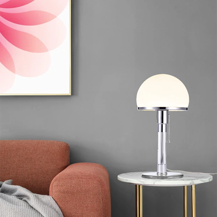 Modern simple contemporary Bauhaus classic pullswitch bedside desk restaurant round ball glass table lamp