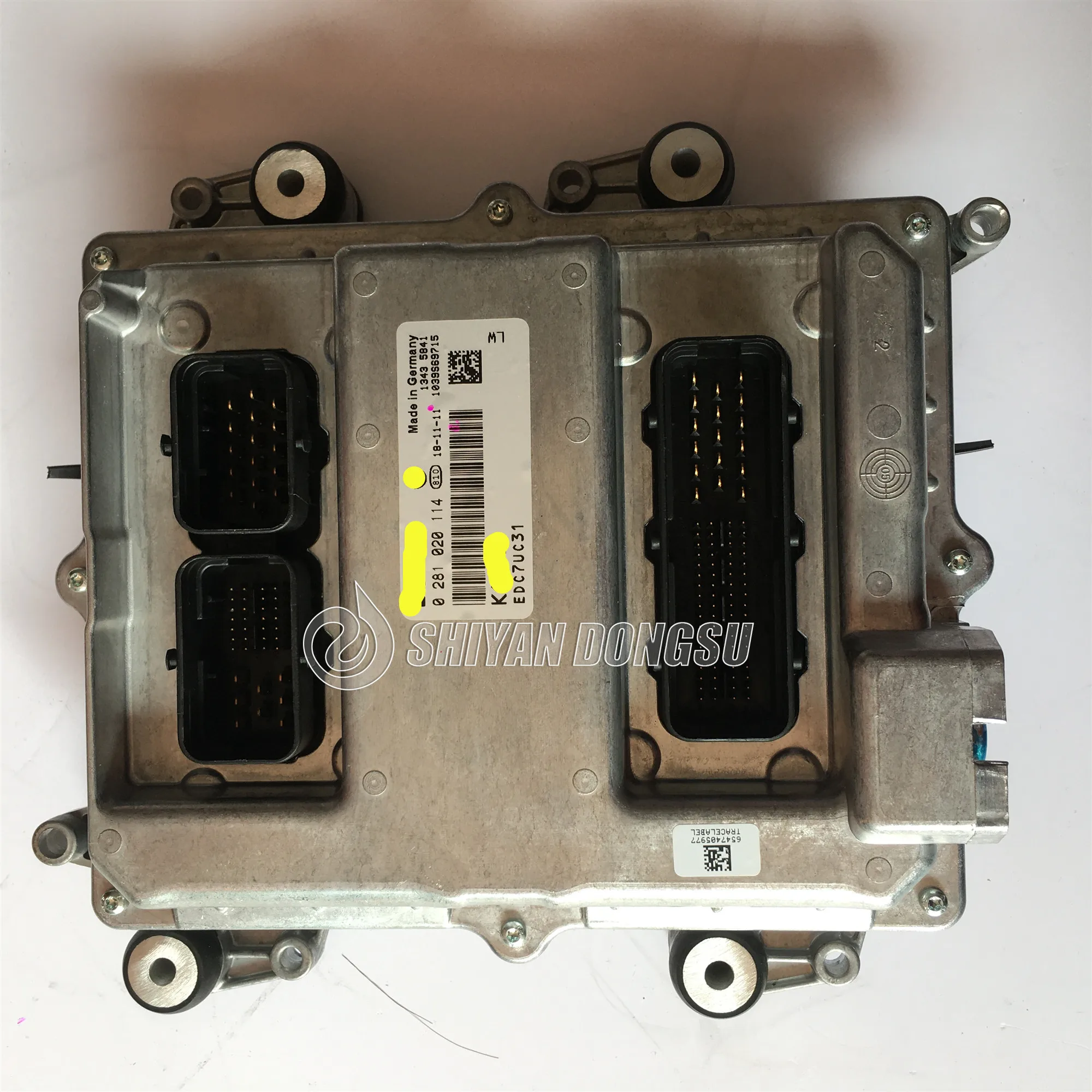 Electronic Engine Control Model Unit ECU ECM EDC7UC31 0281020114