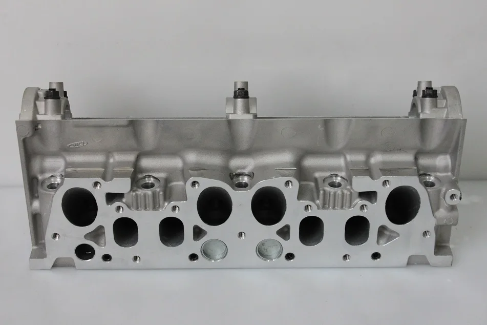 Newpars 908537 Engine Cylinder Head Complete for Peugeot Dw8 Dw8t  Xud7/Xud9/Xud10