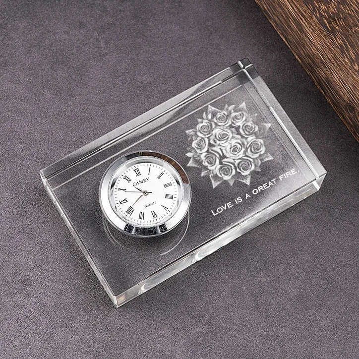 Crystal Table Clock Office Souvenirs Ornaments Wedding Favor Glass Clocks with Custom Laser Engraved Logo factory