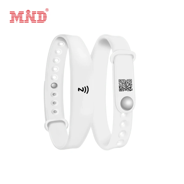 Wholesale Waterproof URL RFID QR Code Silicone Bracelet 13.56Mhz Custom NFC Wrist Band