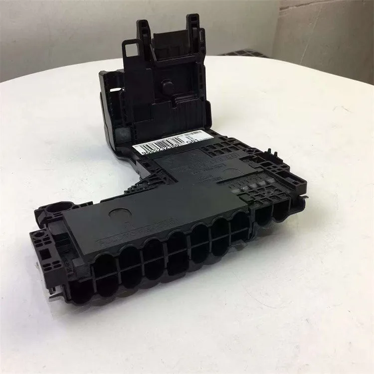 Battery Protector Battery Protection Unit Fuse Box 9665232380 for Dongfeng Peugeot 508 C4L Autoparts Yomi Wholesale Yomi Supply
