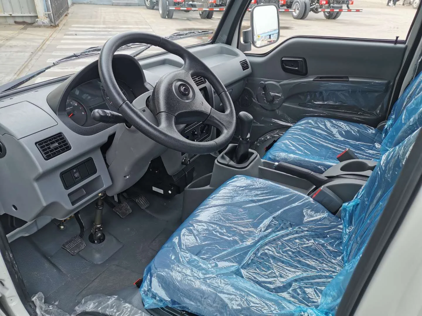 
 FOTON Forland 1ton бензиновый мини-грузовик с двигателем 1051cc и одиночной задней шиной  