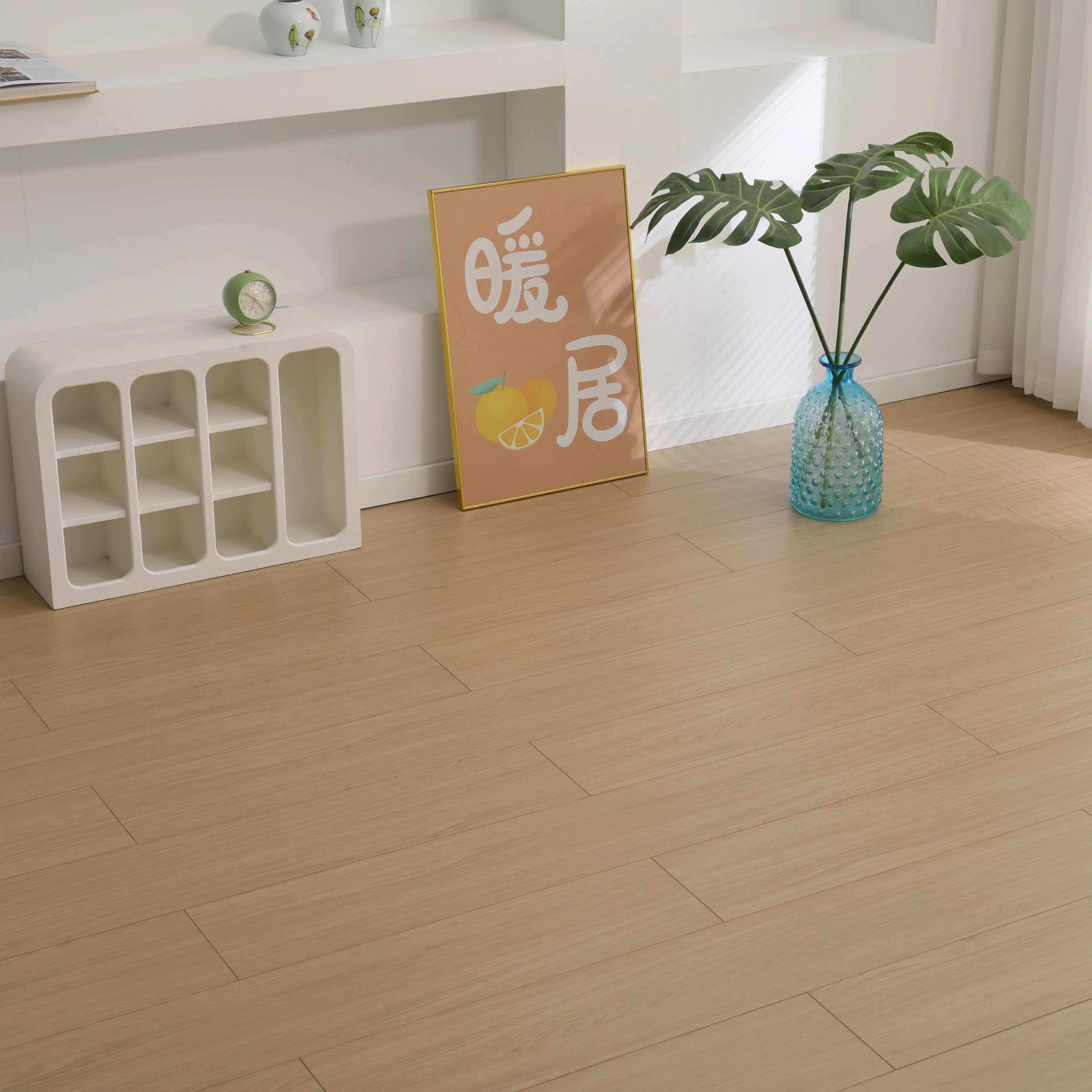 Environmentally Friendly Durable Solid Wood Composite Flooring Modern Simple Style