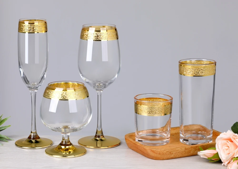 Vintage Crystal Etched Gold Rimmed Pattern champagne Flutes Cognac Cooler Cocktail Wine Glasses with Thick Gold Band Bottom