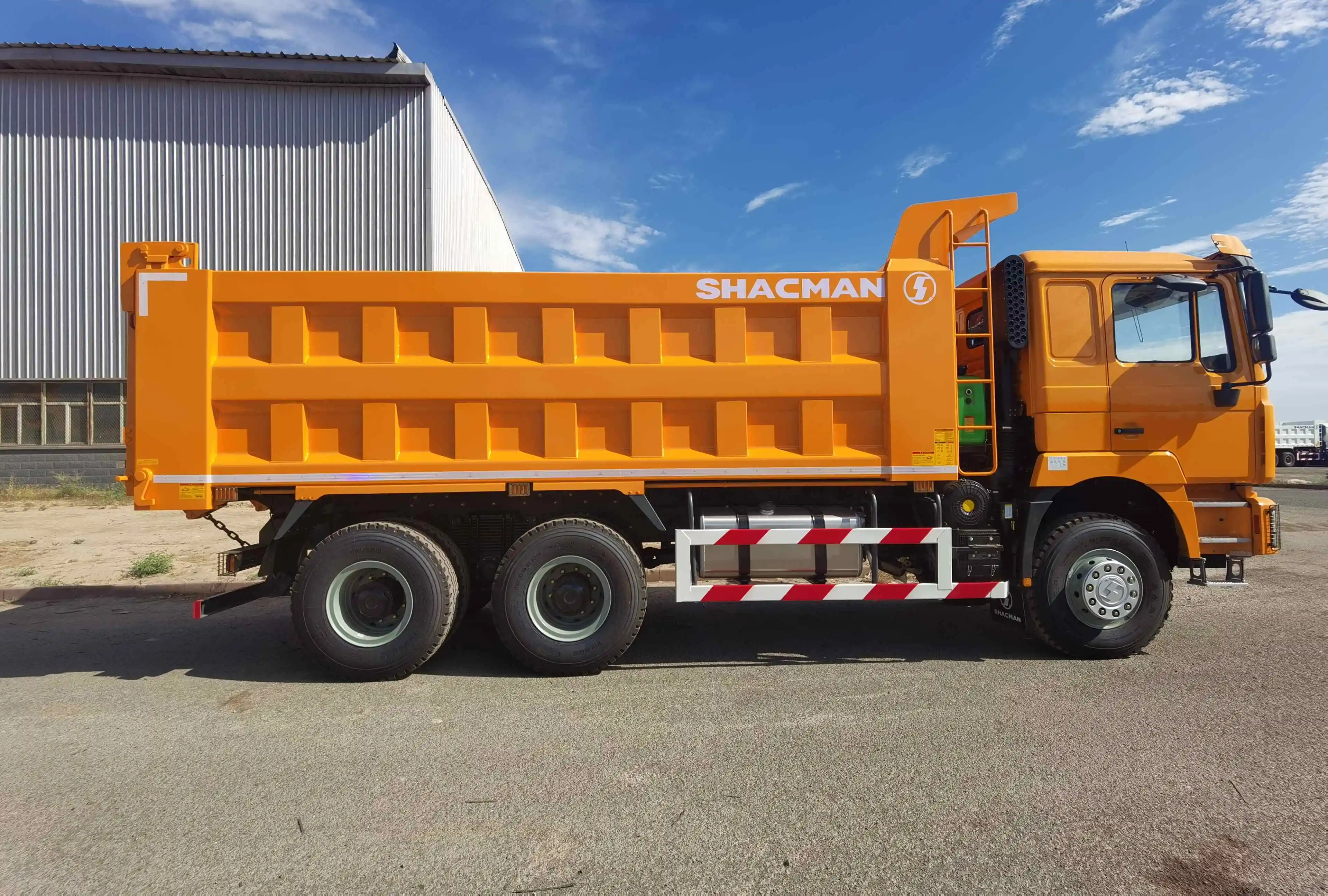 Shacman Camion Engine Shacman Dump Truck 6*4 Tipper New Trucks 50tons