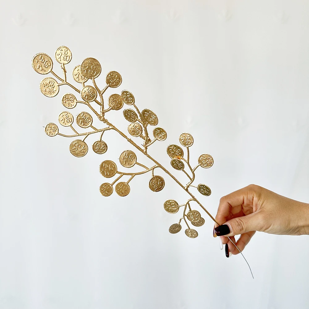 Perfek vir die byvoeging van 'n raak van natuur tot enige kamer, groot valse groen plante is 'n stylvolle keuse