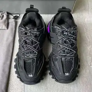 Original Design LED Sports Shoes Wholesale Price Retro Style PU Outsole US