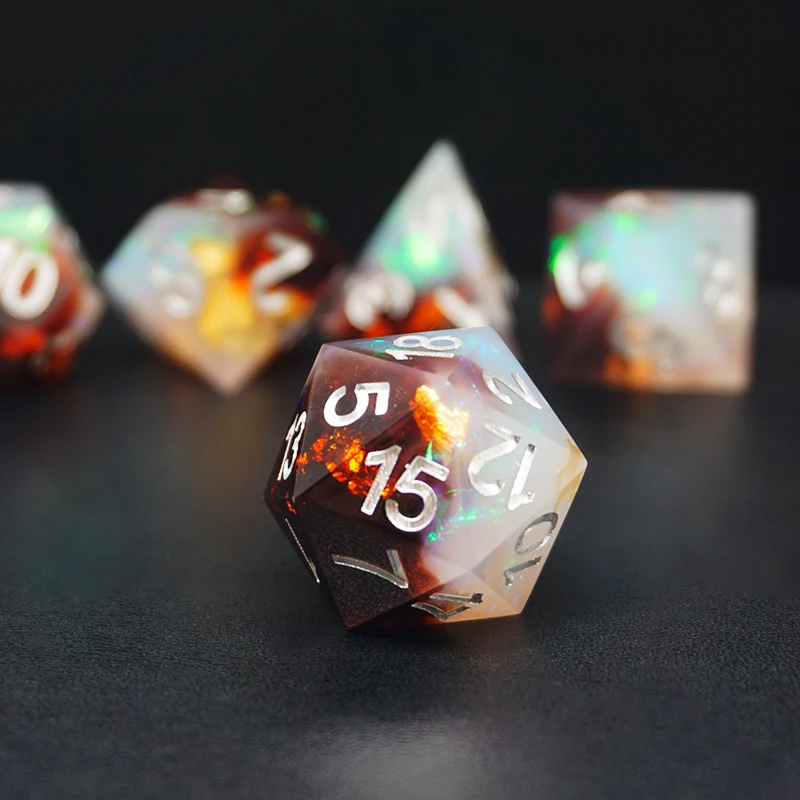 Custom Collectible Sharp Edge Transparent Polyhedral Resin Dice for Dungeons and Dragons Game