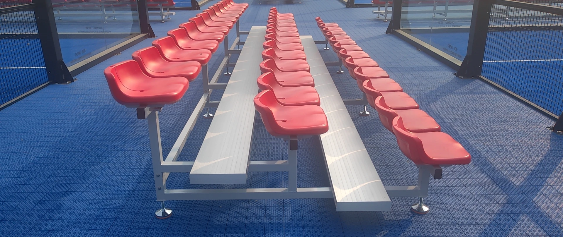 Forma - Fauteuil pliant pour bateau en aluminium et accoudoirs en teck - Bleu FORMA 90700228