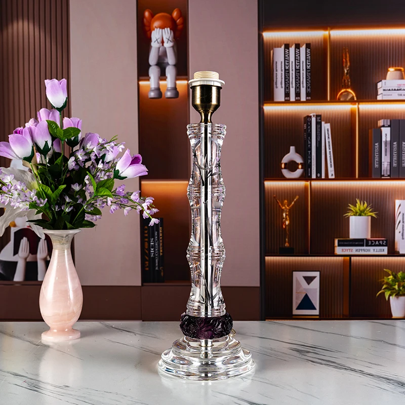 Vente en gros de lampe de bureau cylindrique compacte et exquise en verre cristal pour décoration intérieure