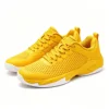 สีเหลือง