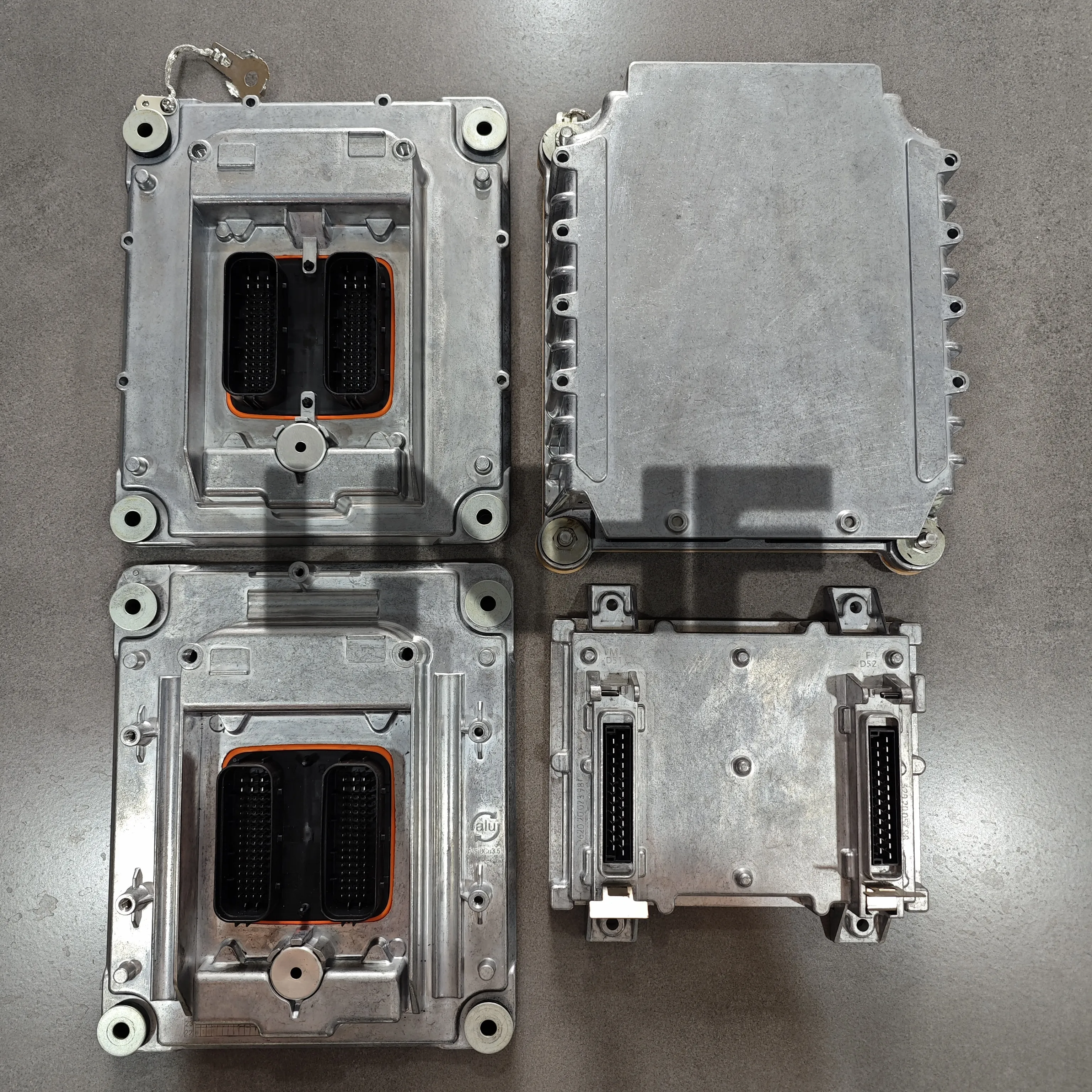 LNHF HX225SL 21Q6-33184 ECU for Hyundai Excavators - 6 Month