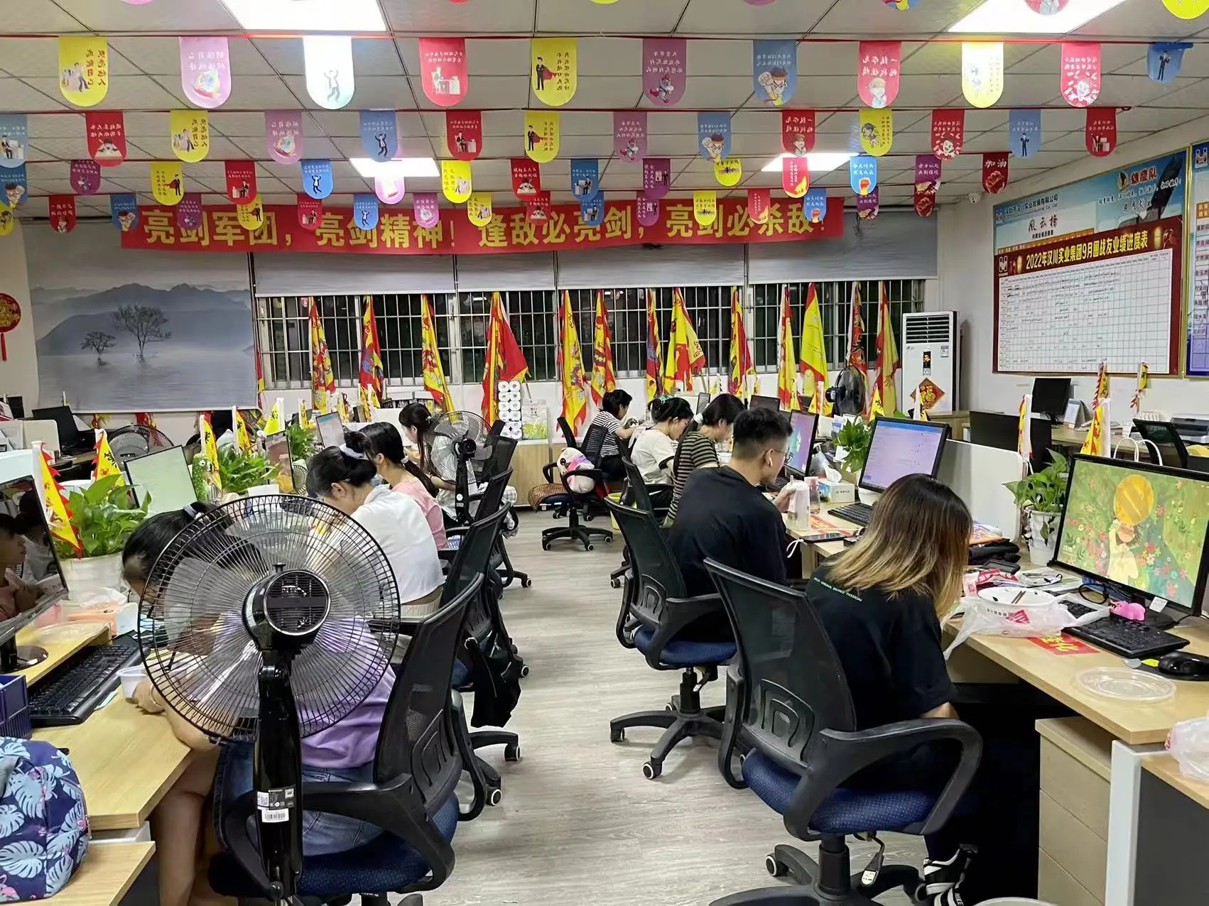 Silicone Pattern BBQ Grill Gloves Flame-Resistant Oven Mitts Chef Cooking Oven Glove with Open Cuff Both Sides manufacture