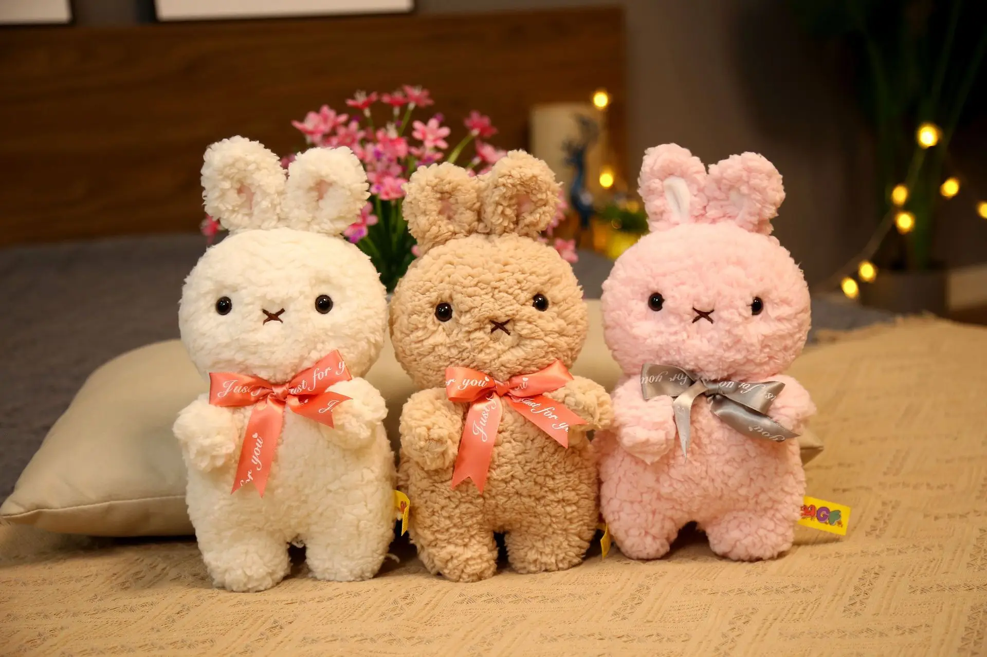 CustomPlushMaker offers wholesale Easter bunny plush toys in sizes 30cm to 55cm:bunny plush toy doll