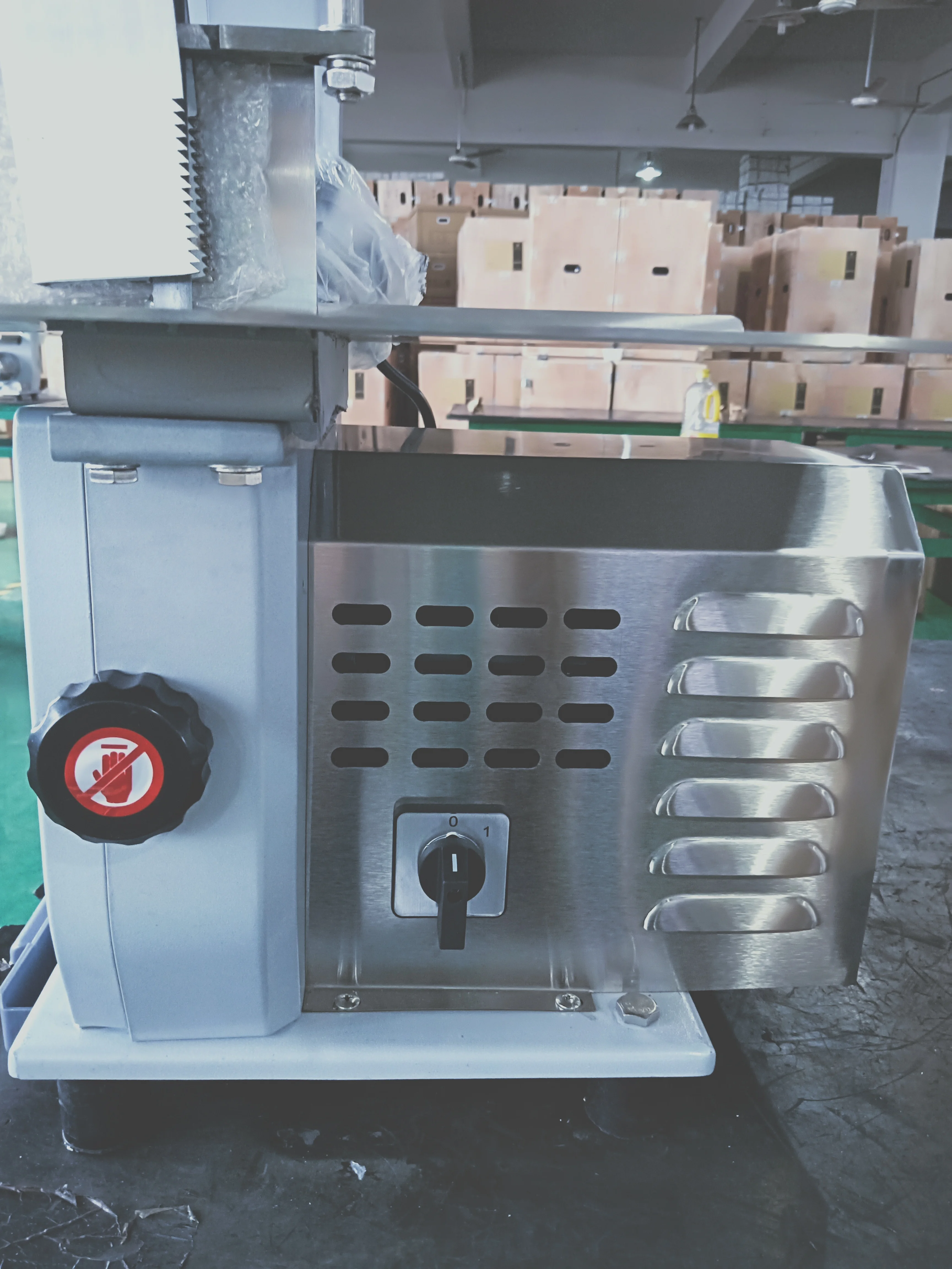 CE Certified Automatic Meat Fish & Bone Cutting Machine for Home Use & Restaurant Heavy Equipment with Motor Core Component
