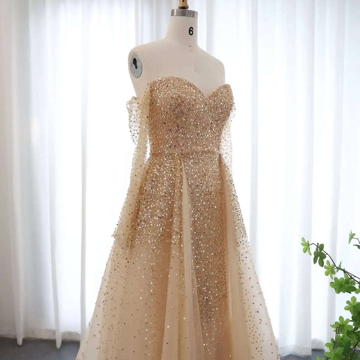 Wholesale Luxury Goldens Euqins weetheart Evening Party Dresses with Overskirt,1 Piece