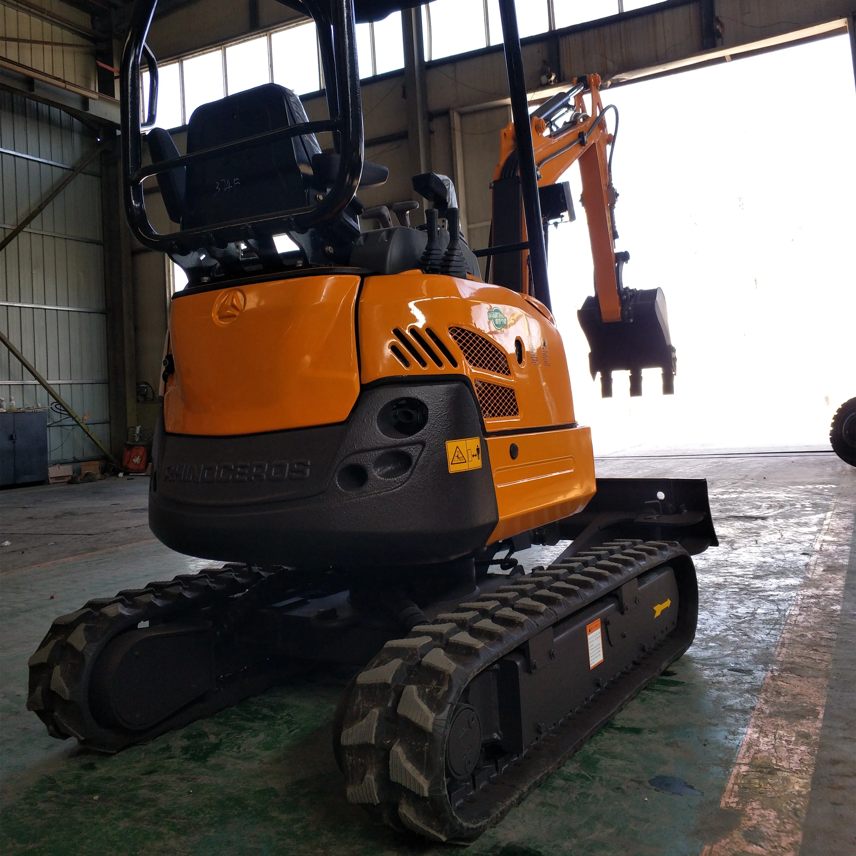 XN18 Rhinoceros 1.8 Ton Mini Crawler Excavator for Sale in USA