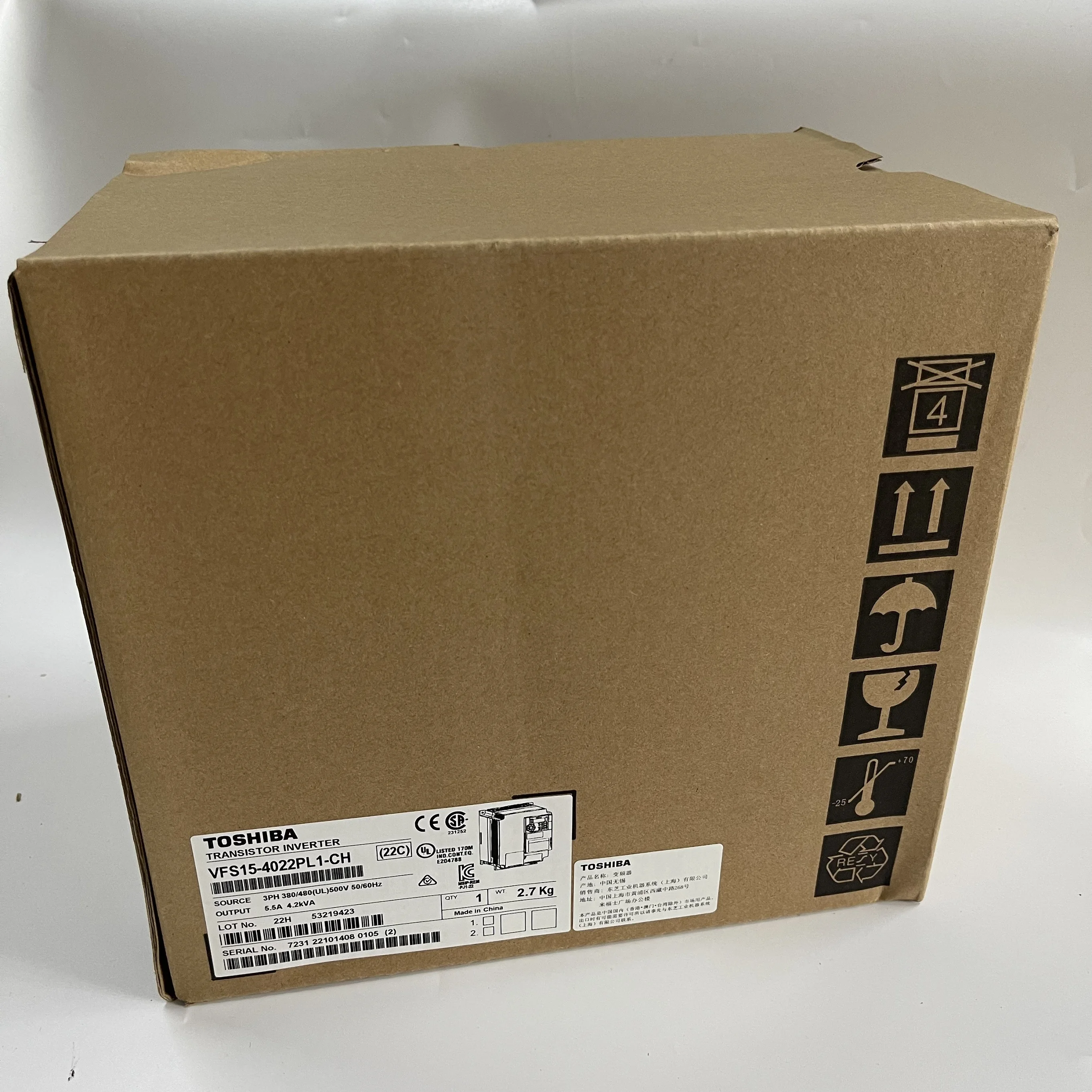 TOSHIBA Transistor Inverter VFS15-4022PL1-CH