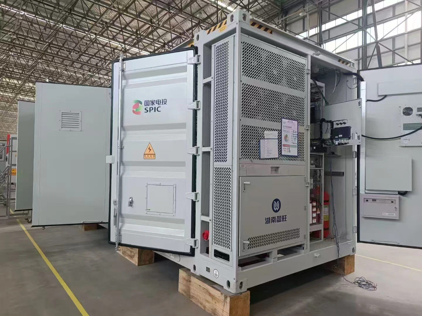 BLDC Water Pump 24VDC 250W 6000L/H Single Stage Centrifugal Pump for EV Battery Cooling with IP68 and 18 Months Warranty