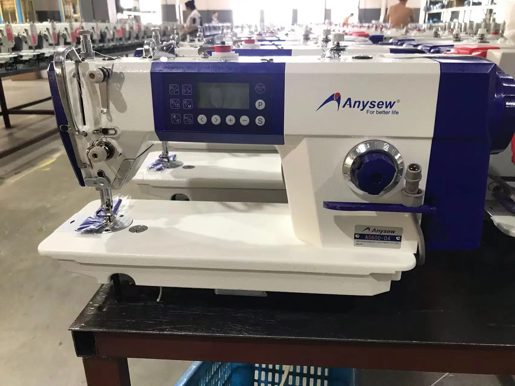 AS600-D4 Computerized lockstitch sewing machine with auto trimmer manufacture