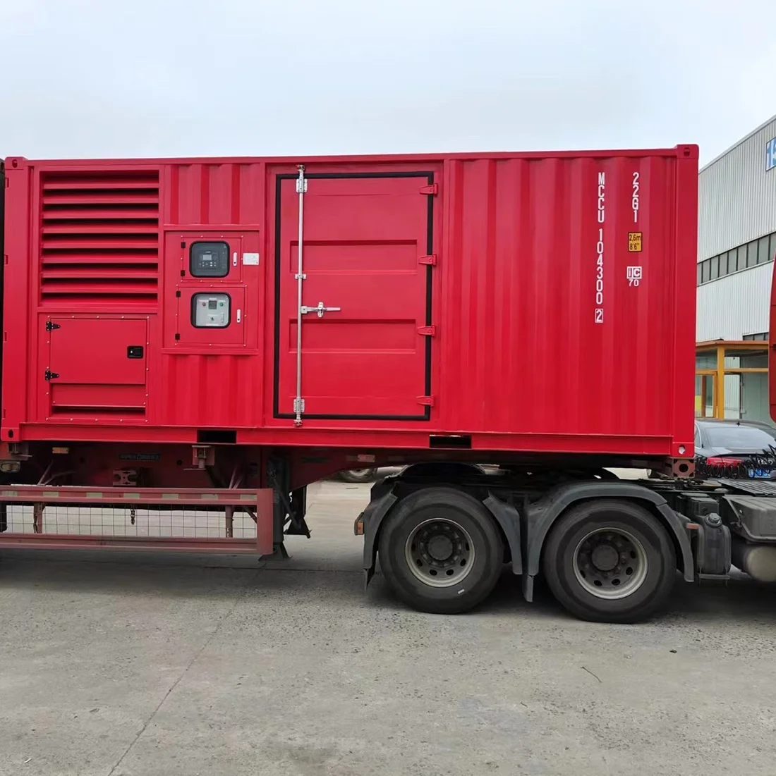 Open or Container Type Power Generator 700kW With Brushless Alternator Genset Diesel Generator Price