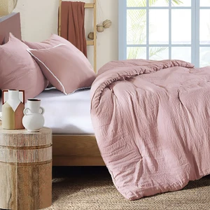 pink Color Best Selling High Quality Super Soft Warm Cozy 100gsm Prewahsed Solid Comforter Sets  4 Pieces