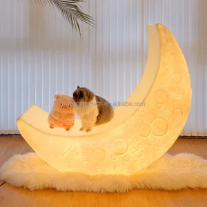 Moonlight Durable Leisure Chair Recliner Lamp Plastic Crescent Bedroom Romantic Atmosphere Outdoor Decoration for Park Villa