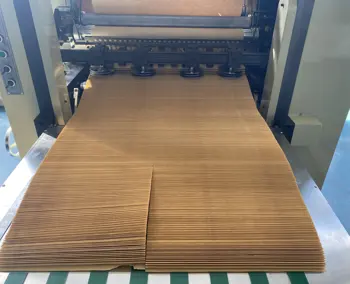 780mm fanfold kraft paper folding machine for paper cushion padded machines