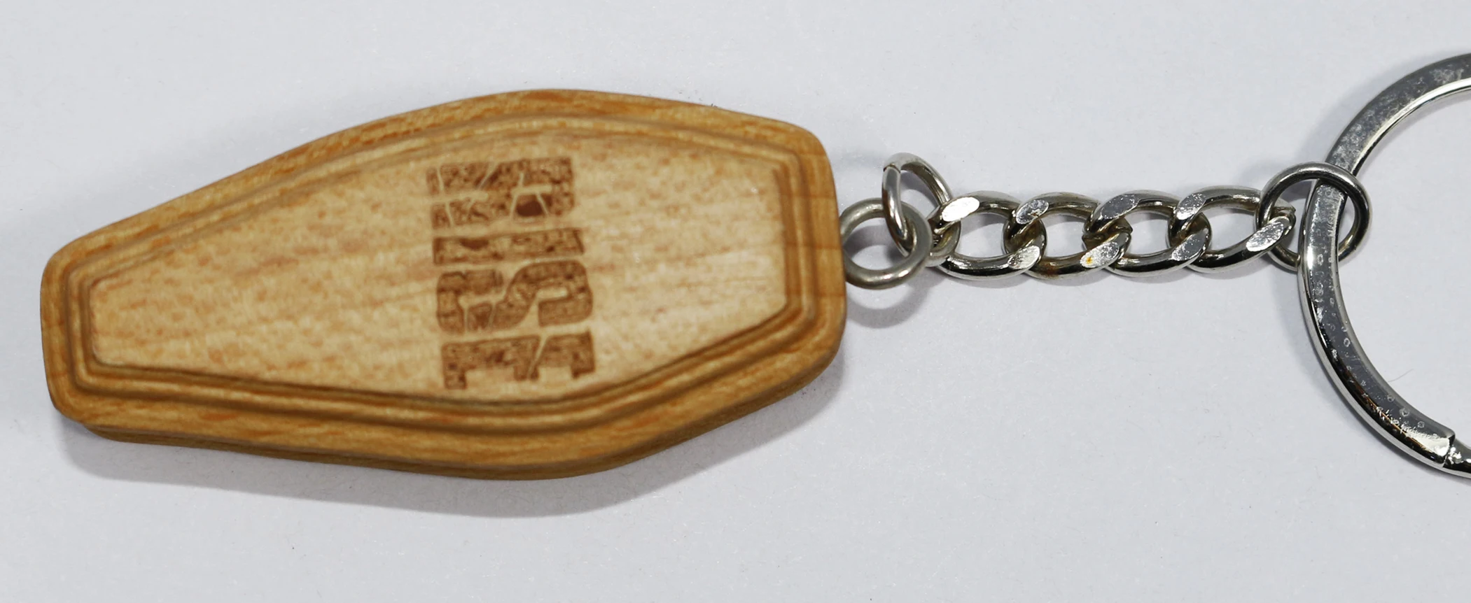 3d Custom Wooden Coffin Shape Key Chain with Engraved logo Wood Chain Keyring for Italy Market Funeral Souvenir Gift
