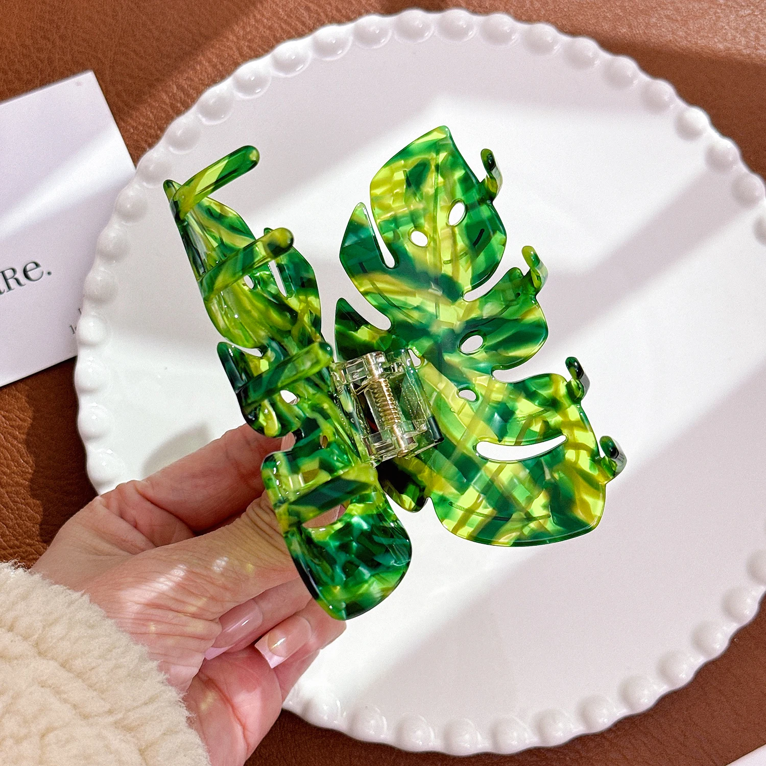 Sheshares French Advanced Array Fashion Style Leaf Shape Acetate Hair Claw Clips