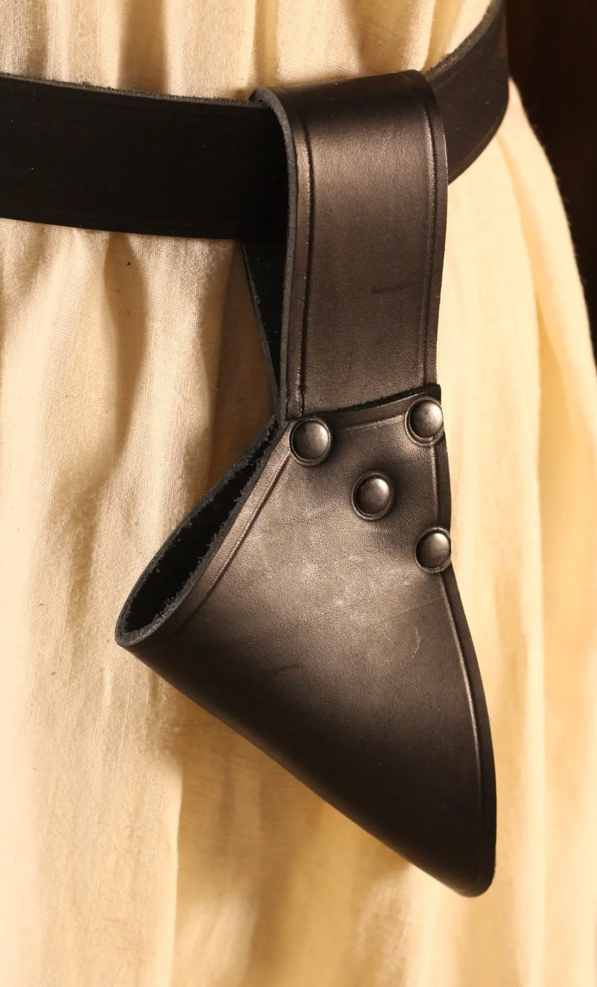 Sword Frog Holster Handmade Fixing Tool Belt Tool Holster Hanger Universal PU Leather for Warrior Men Halloween Pirate Costume