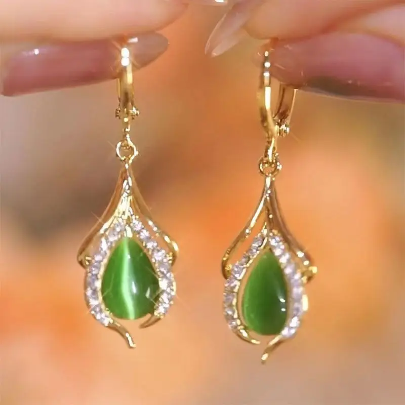 Trend Korean Elegant Shiny Zircon Earrings for Women White Green
